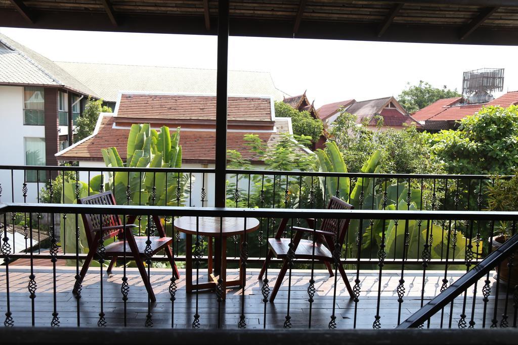 Come Chiangmai Lanna Boutique House Bed & Breakfast Chiang Mai Ngoại thất bức ảnh